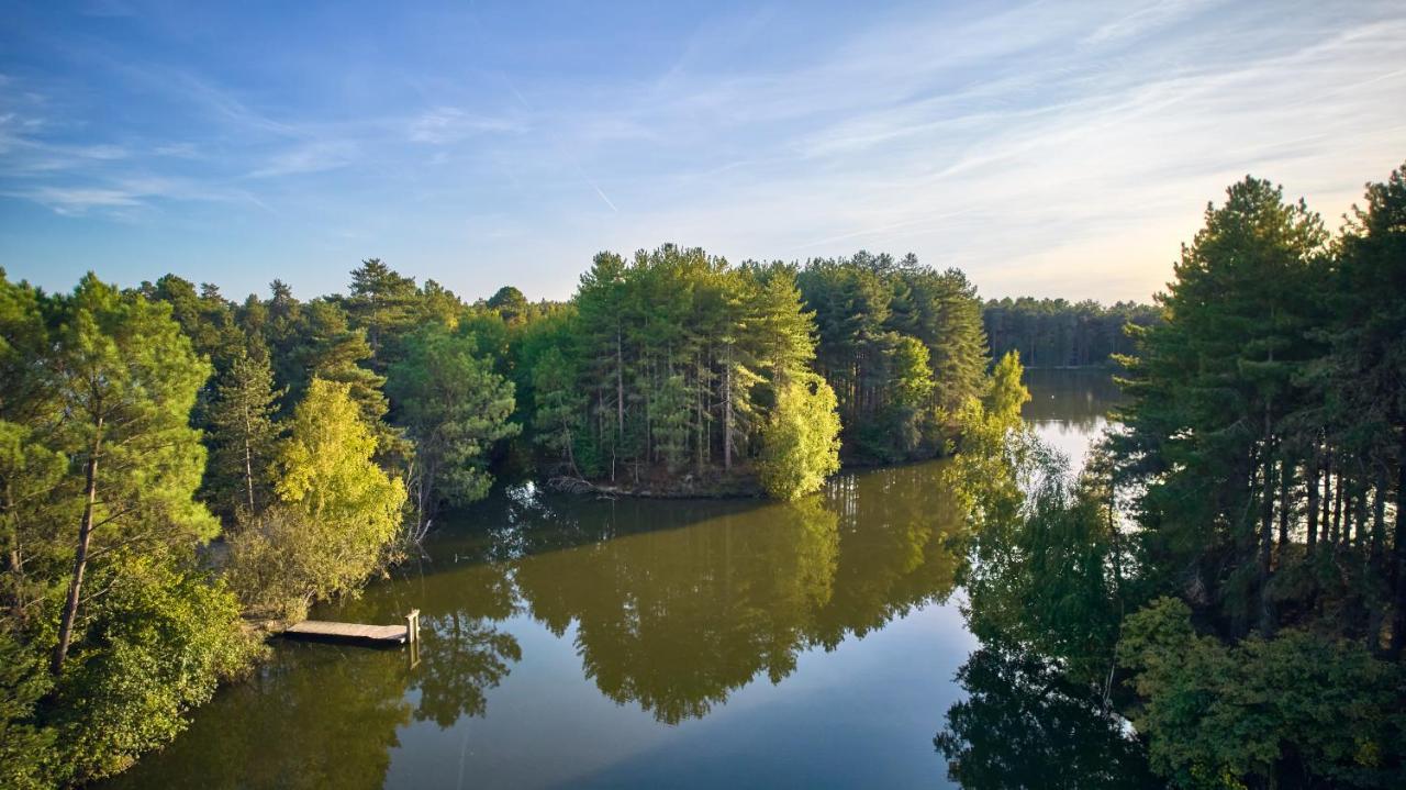 Center Parcs Les Hauts de Bruyères Chaumont-sur-Tharonne Exterior foto