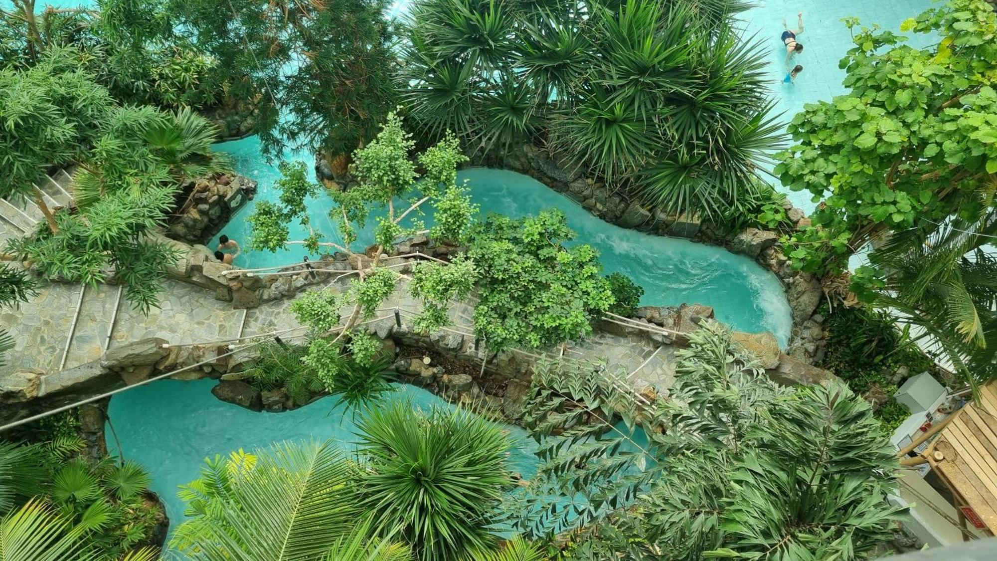 Center Parcs Les Hauts de Bruyères Chaumont-sur-Tharonne Exterior foto